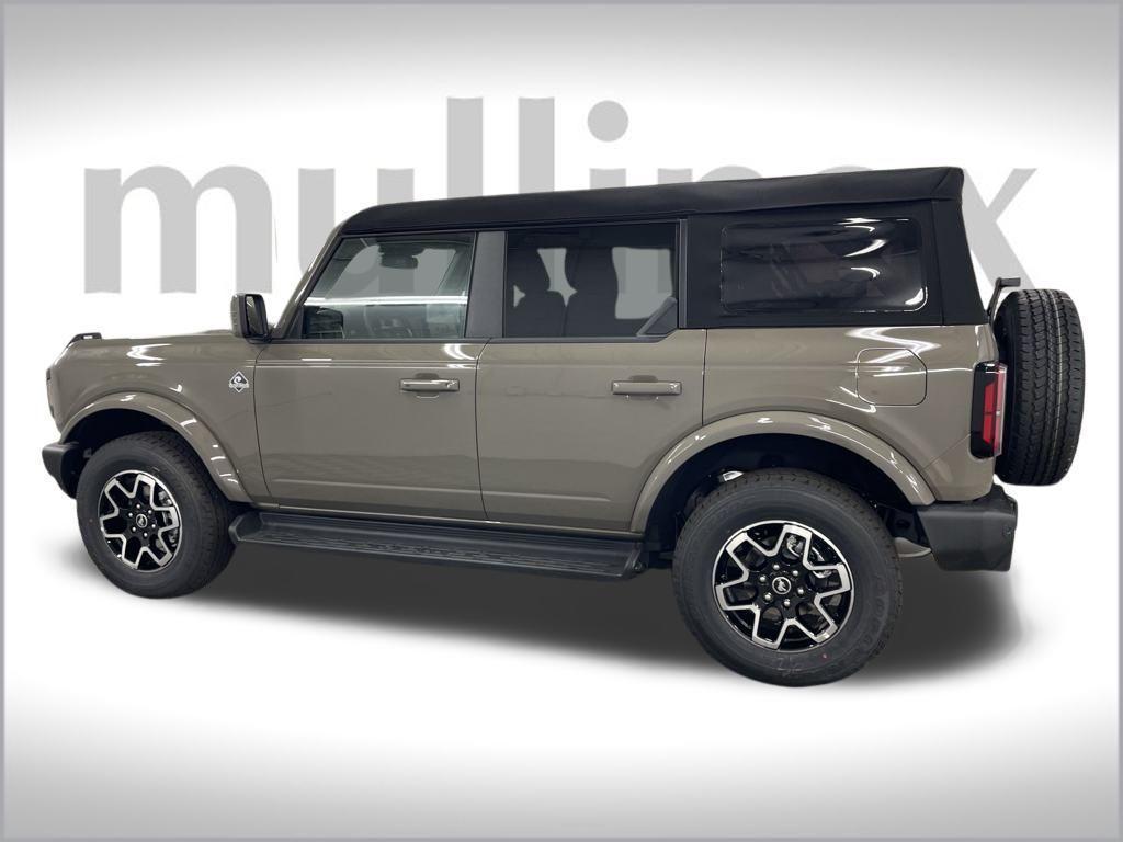 new 2025 Ford Bronco car, priced at $48,164