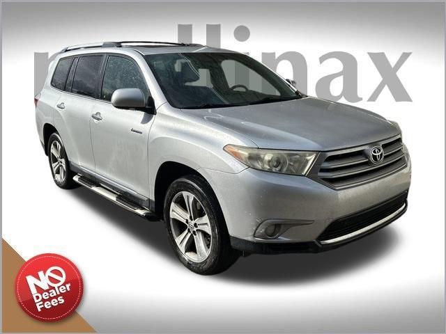 used 2013 Toyota Highlander car, priced at $9,250