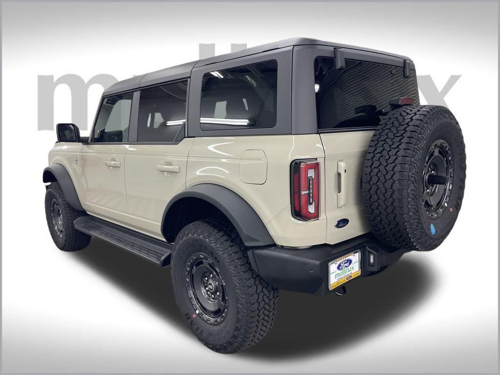new 2025 Ford Bronco car, priced at $60,971