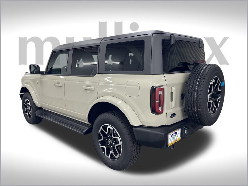 new 2025 Ford Bronco car, priced at $50,107