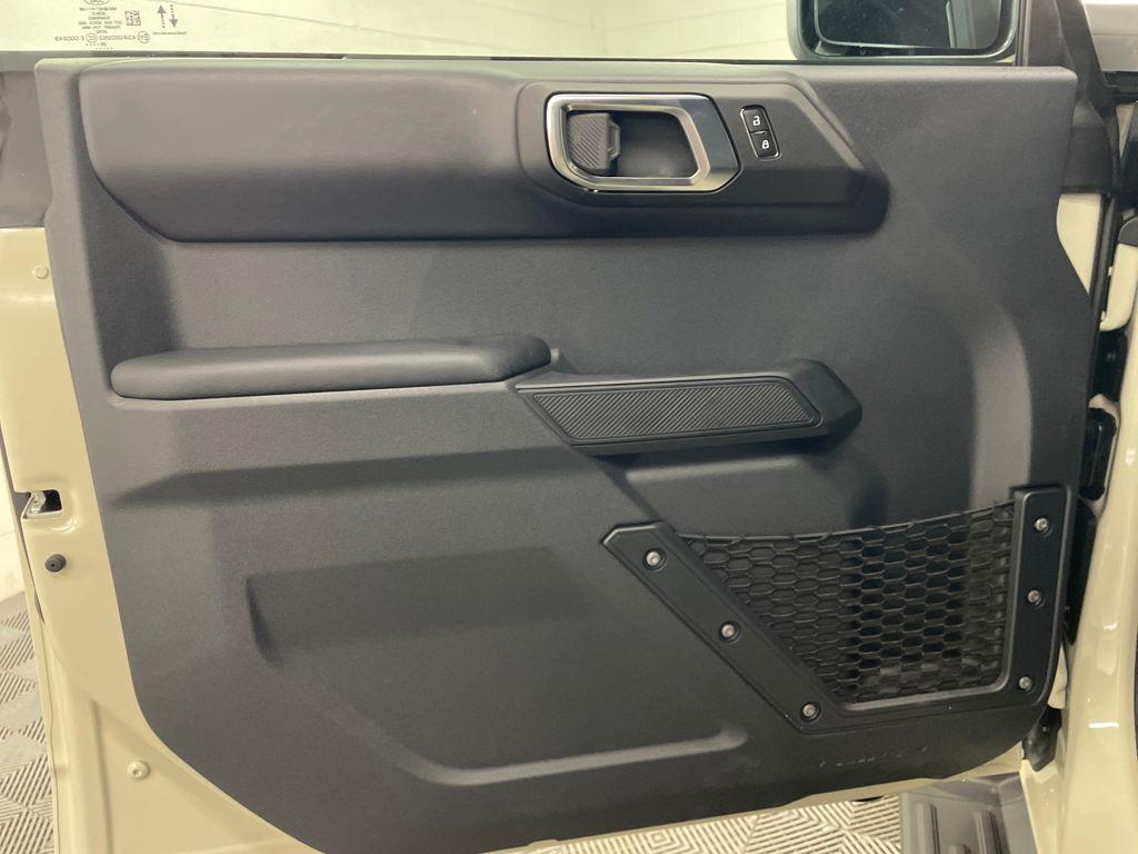 new 2025 Ford Bronco car, priced at $50,107