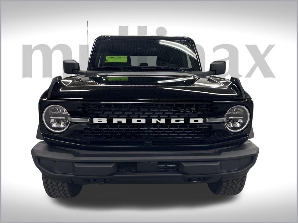 new 2025 Ford Bronco car, priced at $46,871