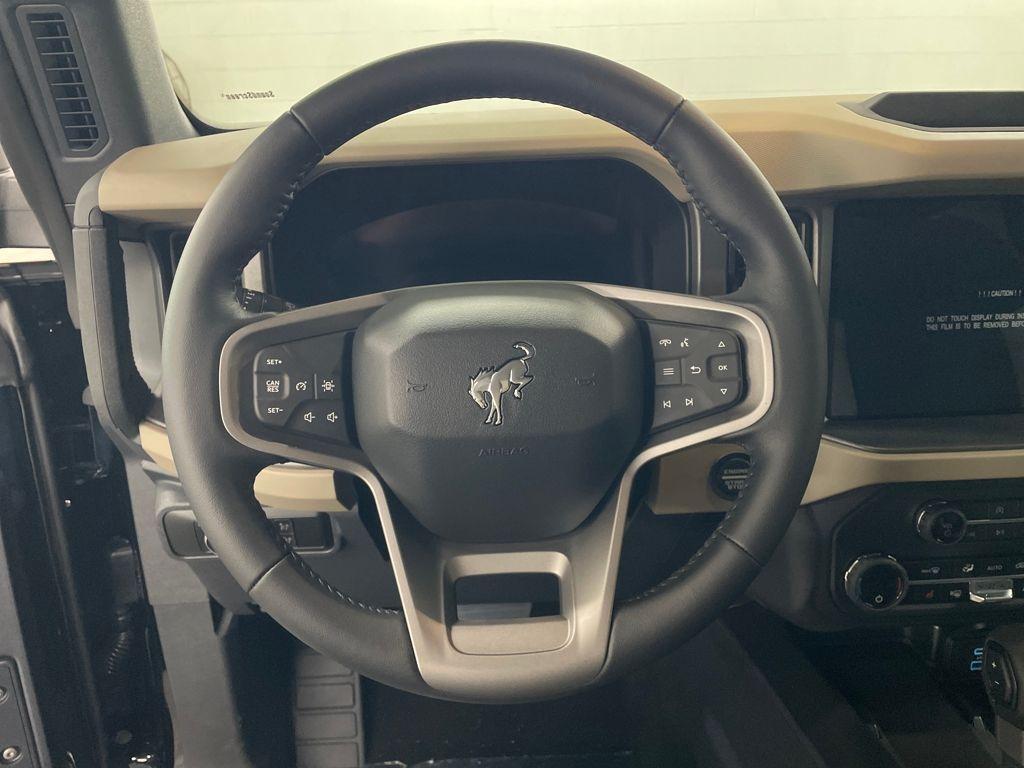 new 2025 Ford Bronco car, priced at $46,871