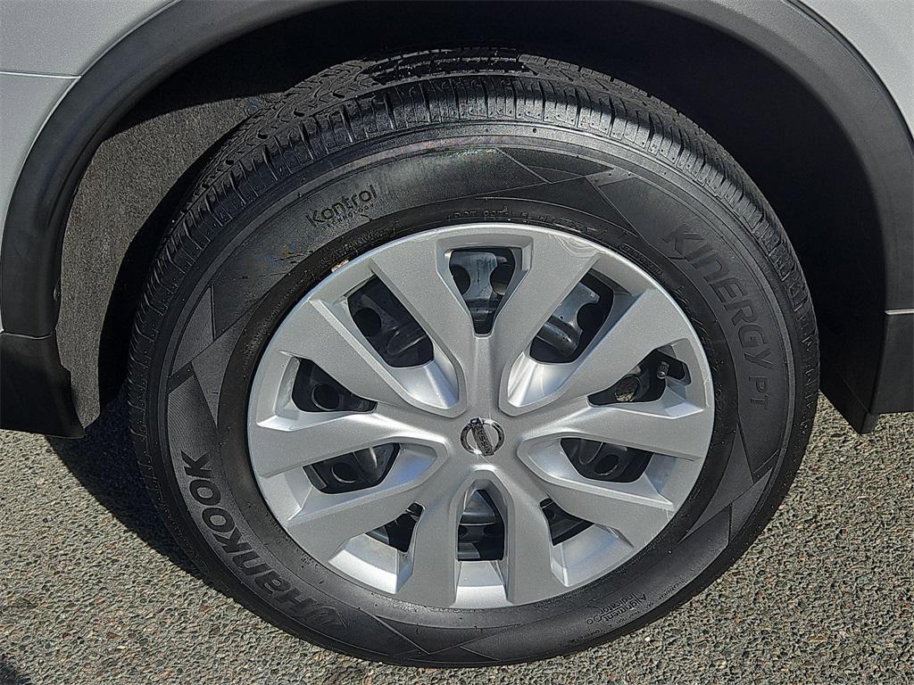 used 2018 Nissan Rogue car, priced at $13,847