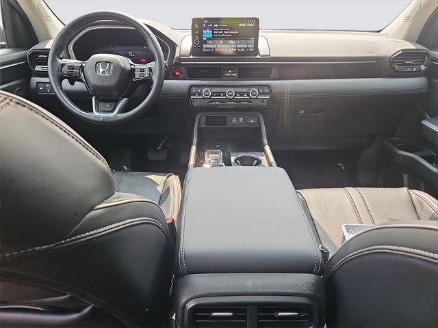 used 2023 Honda Pilot car, priced at $45,987