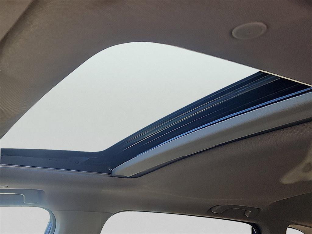 used 2023 Honda CR-V car, priced at $30,687