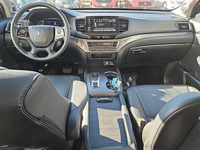 used 2022 Honda Pilot car, priced at $31,987