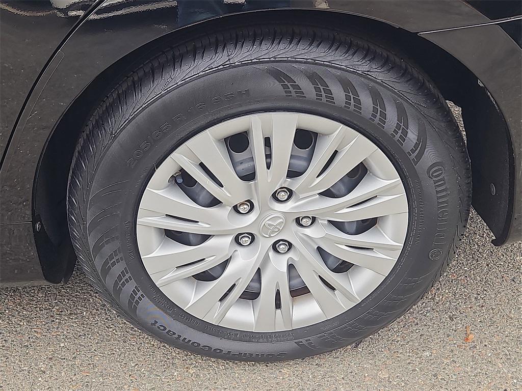 used 2013 Toyota Camry car, priced at $13,766