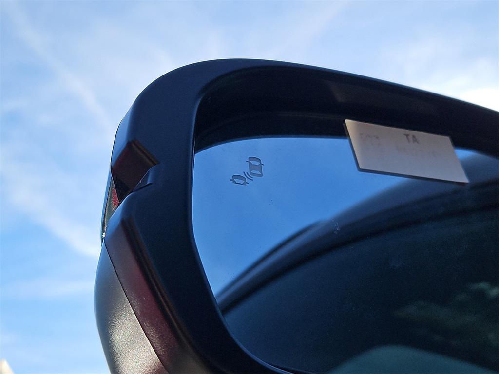 new 2026 Honda CR-V Hybrid car, priced at $40,650