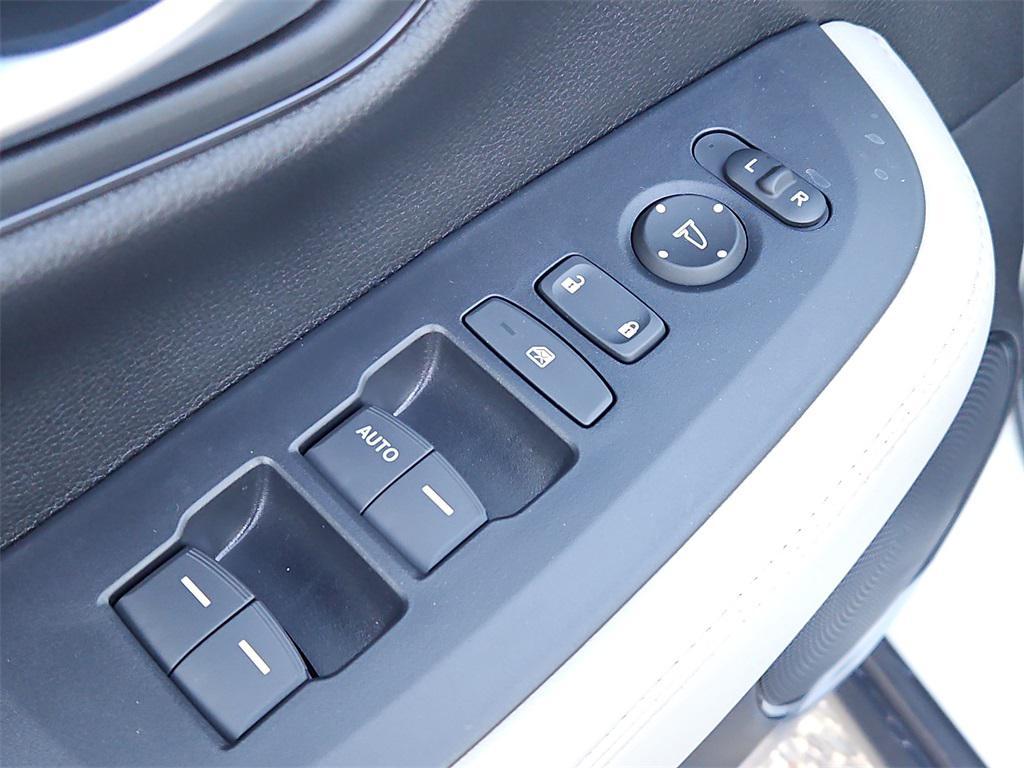 new 2026 Honda HR-V car, priced at $29,550