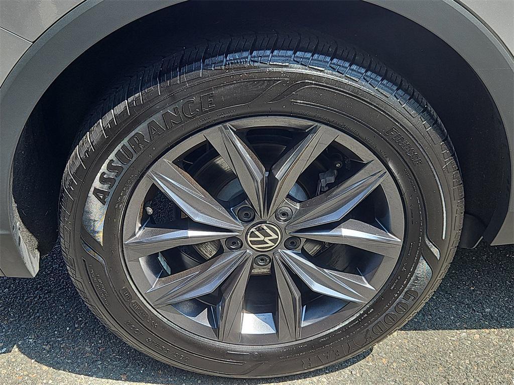 used 2024 Volkswagen Tiguan car, priced at $25,987