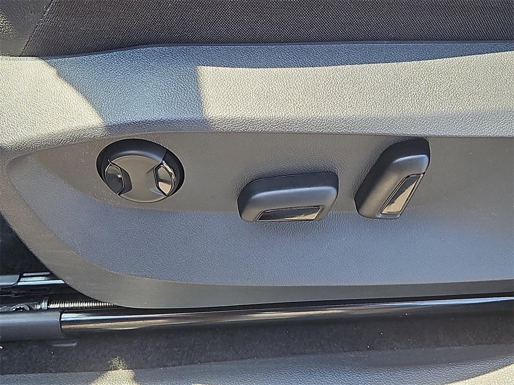 used 2024 Volkswagen Tiguan car, priced at $25,987