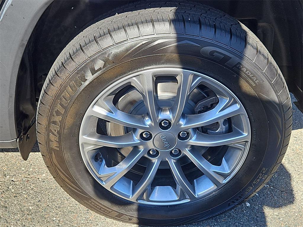 used 2022 Jeep Cherokee car, priced at $21,487