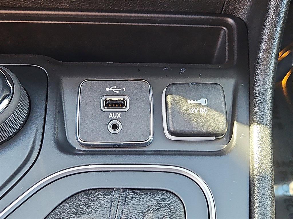 used 2022 Jeep Cherokee car, priced at $21,487