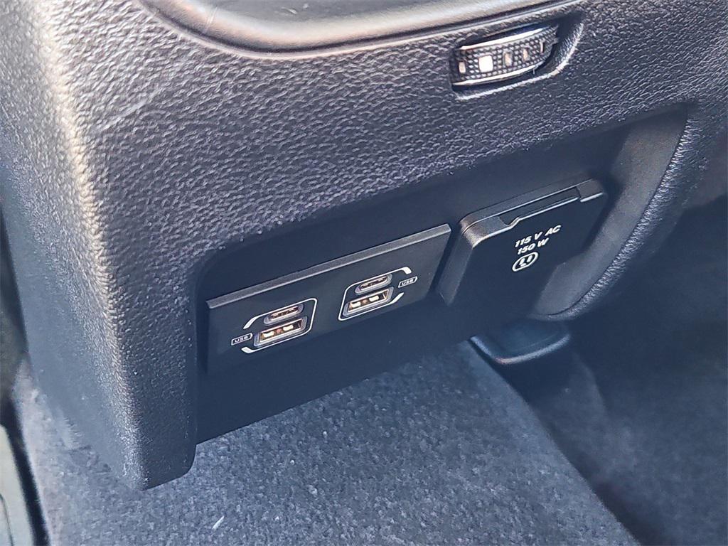 used 2022 Jeep Cherokee car, priced at $21,487