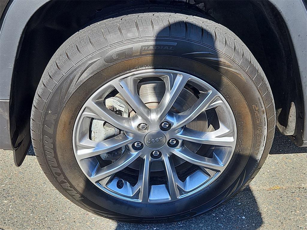 used 2022 Jeep Cherokee car, priced at $21,487