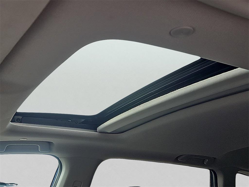 used 2025 Honda CR-V car, priced at $32,987