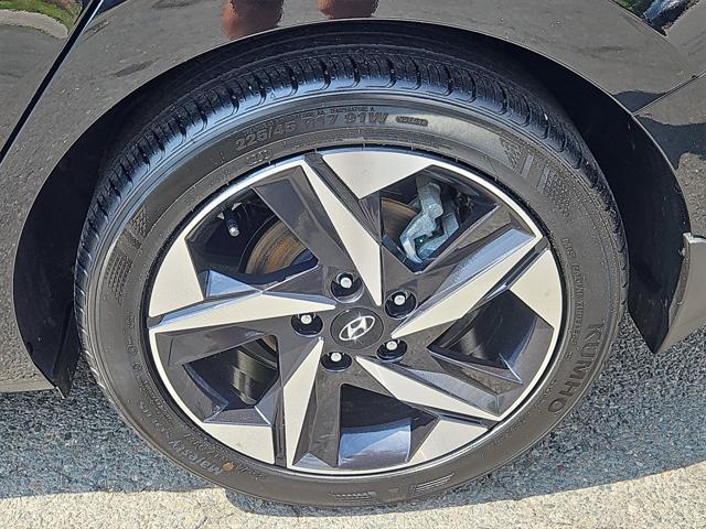 used 2023 Hyundai Elantra car, priced at $22,987