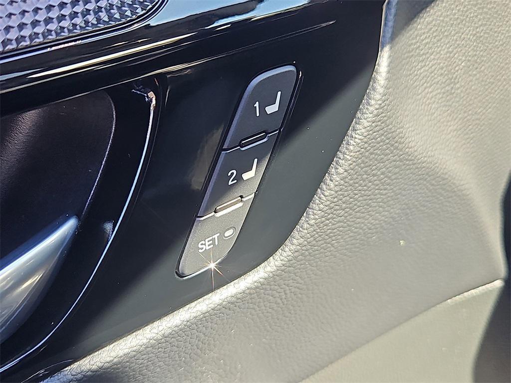 used 2023 Honda CR-V car, priced at $32,487