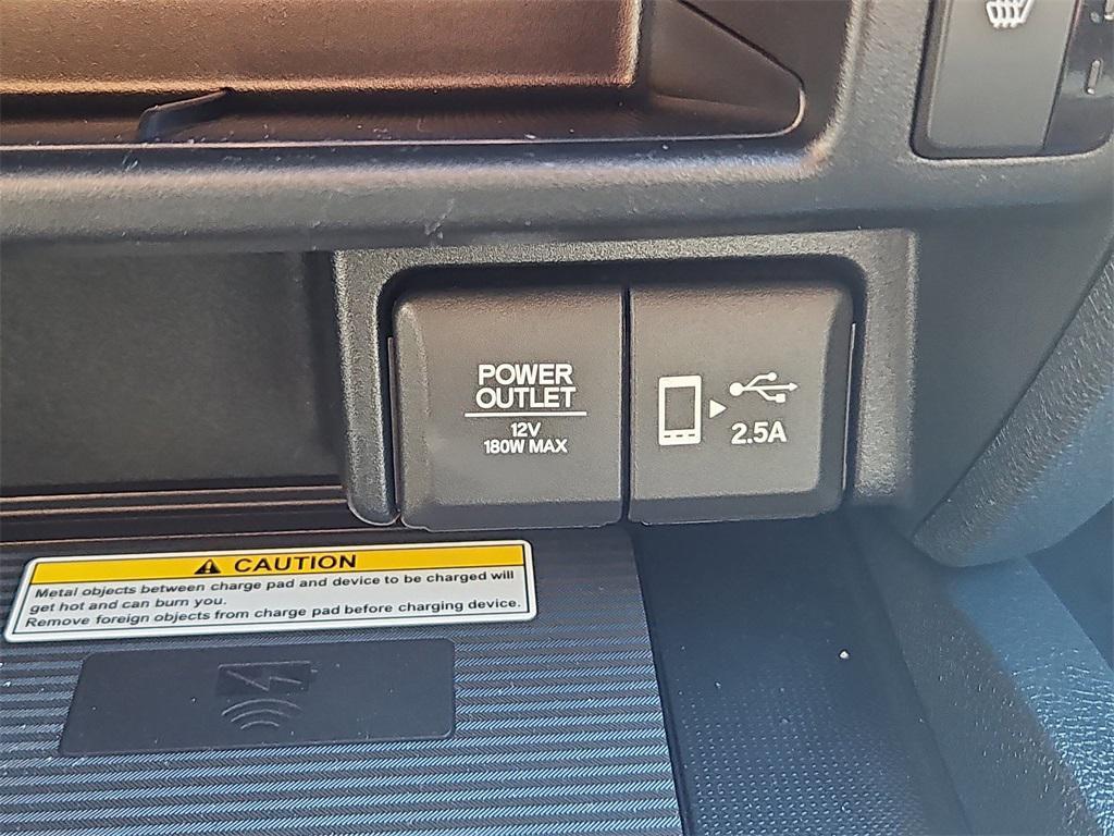 used 2022 Honda Pilot car, priced at $32,987