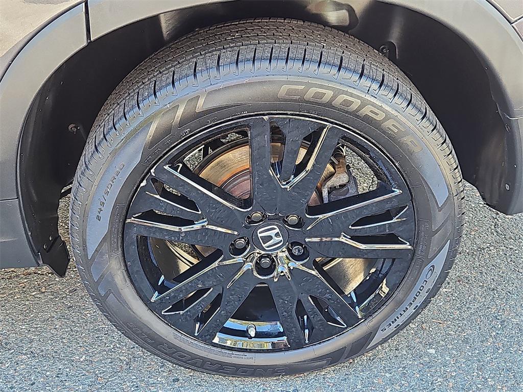 used 2022 Honda Pilot car, priced at $32,987