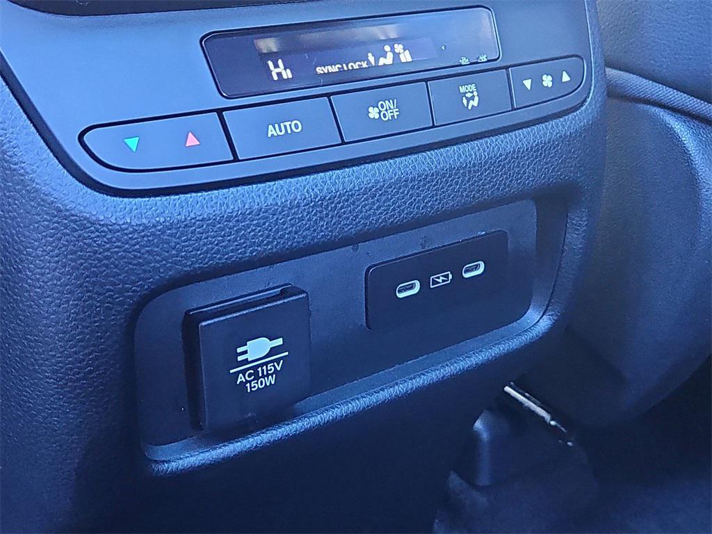 used 2025 Honda Pilot car, priced at $44,547