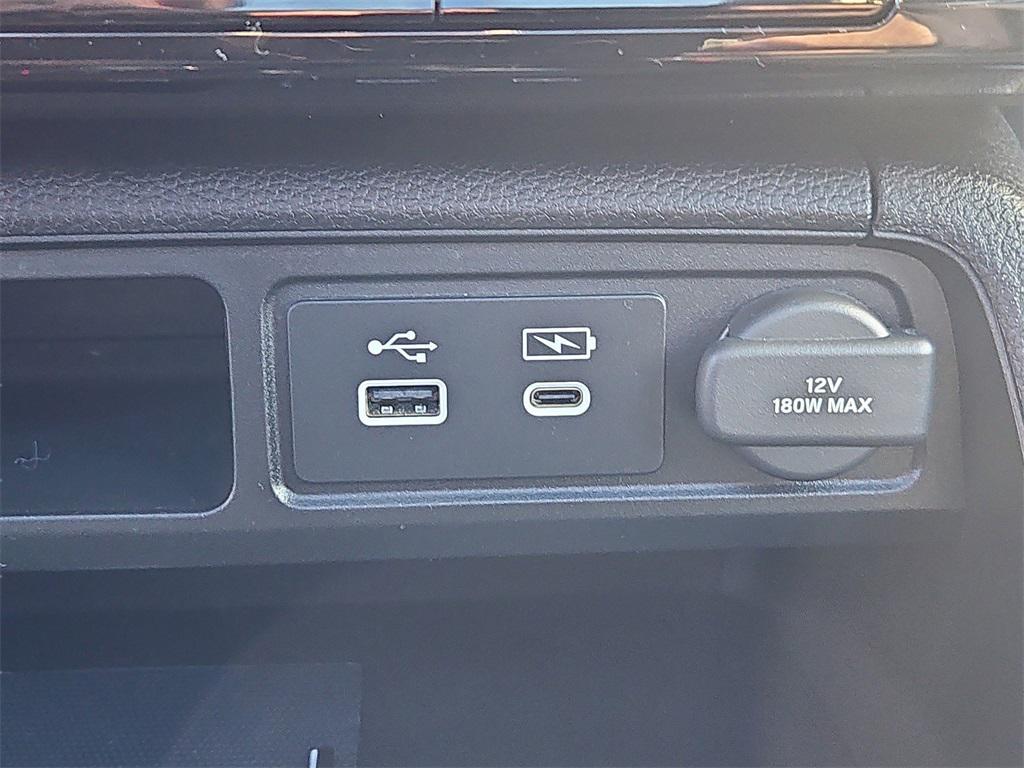 used 2025 Honda Pilot car, priced at $44,547