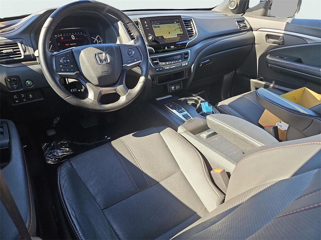 used 2022 Honda Passport car, priced at $33,987