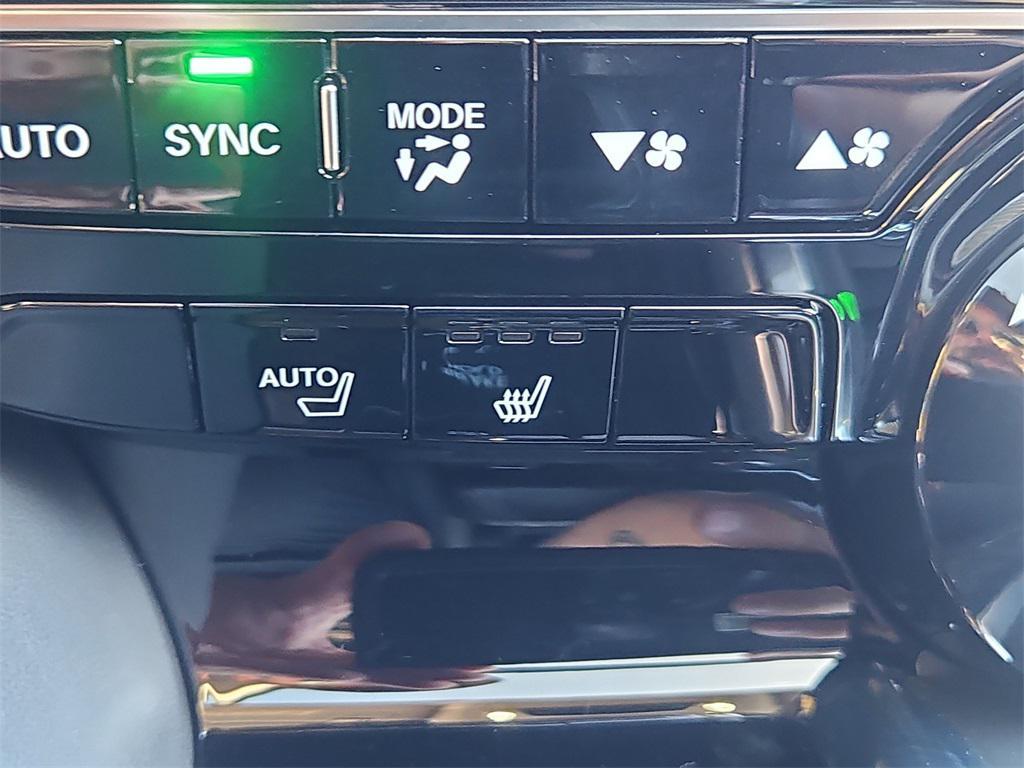 used 2025 Acura MDX car, priced at $53,487