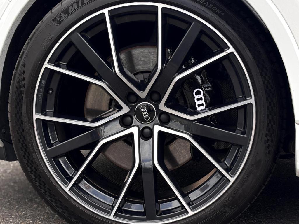 used 2020 Audi Q7 car, priced at $42,750