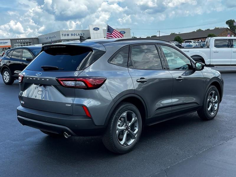 new 2025 Ford Escape car, priced at $32,470