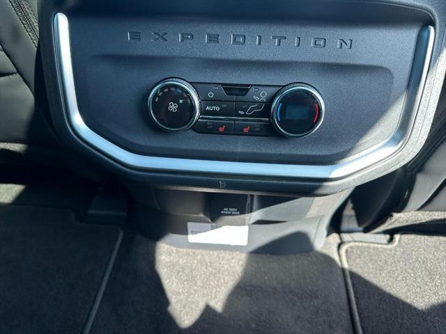 new 2025 Ford Expedition Max car, priced at $83,990