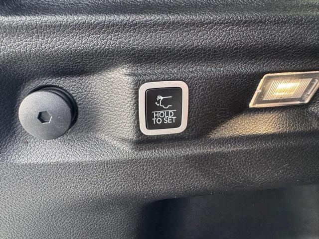 used 2023 Jeep Grand Cherokee L car, priced at $39,987