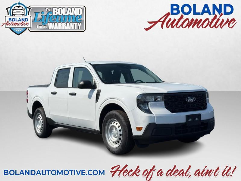 new 2025 Ford Maverick car, priced at $30,735