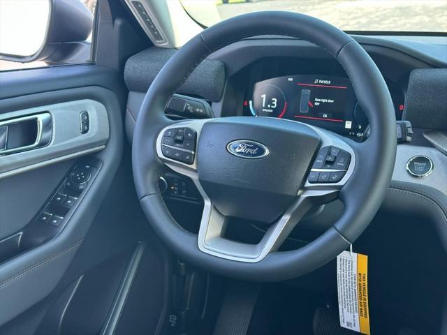new 2025 Ford Explorer car, priced at $39,738