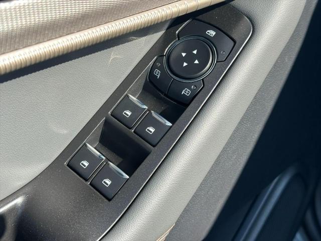new 2025 Ford Explorer car, priced at $39,738