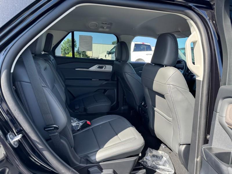 new 2025 Ford Explorer car, priced at $46,560
