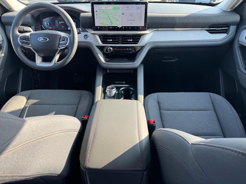 new 2025 Ford Explorer car, priced at $41,645