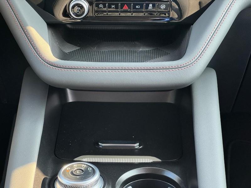 new 2025 Ford Explorer car, priced at $41,645