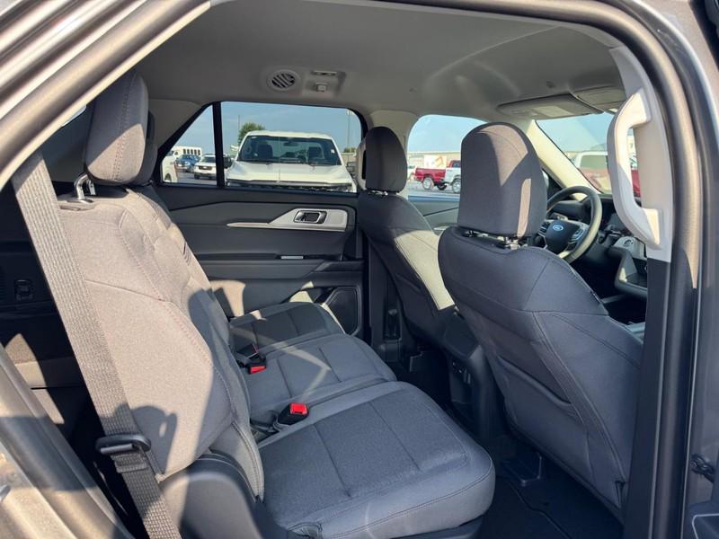 new 2025 Ford Explorer car, priced at $41,645