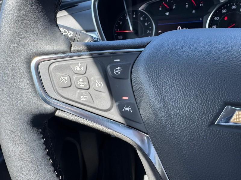 used 2024 Chevrolet Equinox car, priced at $26,997