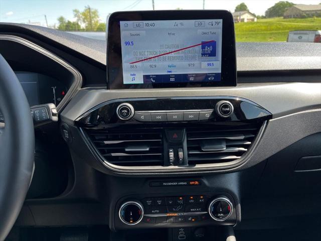 new 2025 Ford Escape car, priced at $29,375