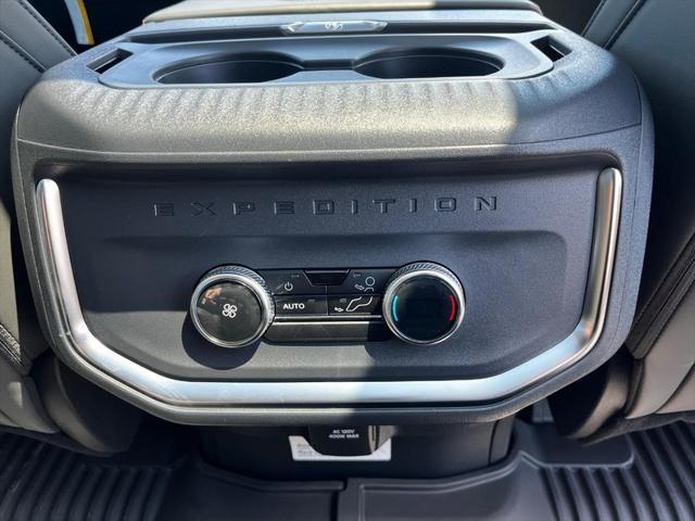 new 2025 Ford Expedition Max car, priced at $74,565