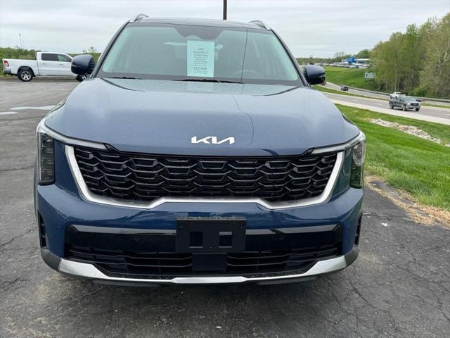 used 2025 Kia Sorento car, priced at $37,860