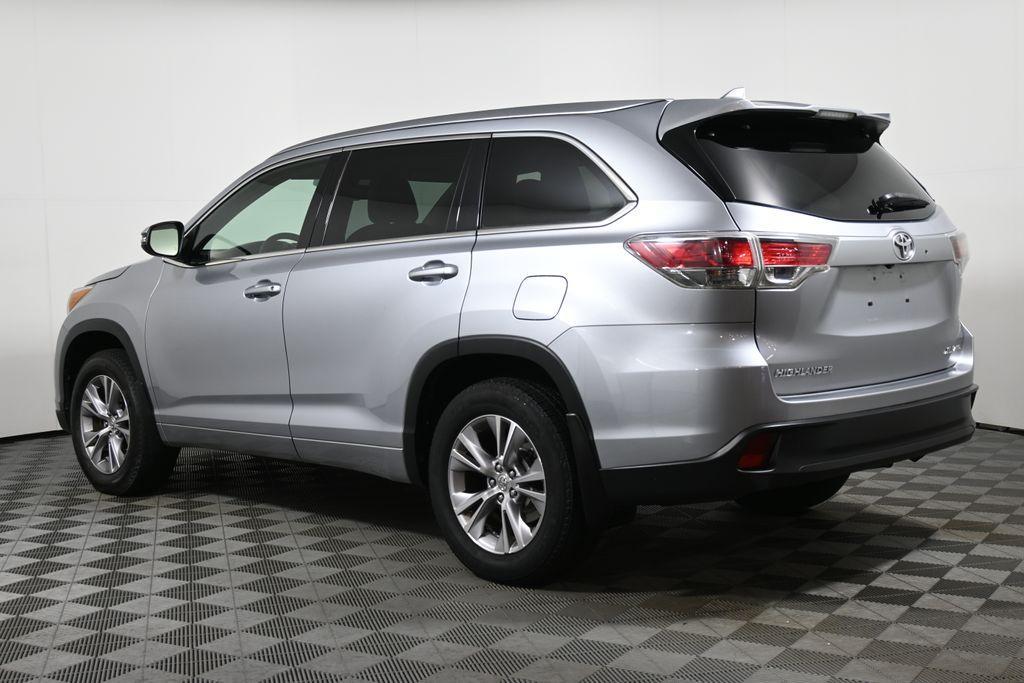 used 2015 Toyota Highlander car, priced at $18,979