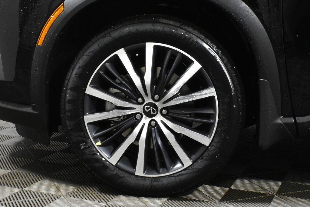 new 2025 INFINITI QX60 car