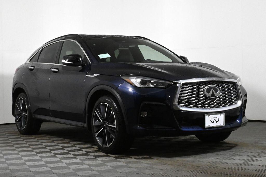 new 2025 INFINITI QX55 car, priced at $50,305