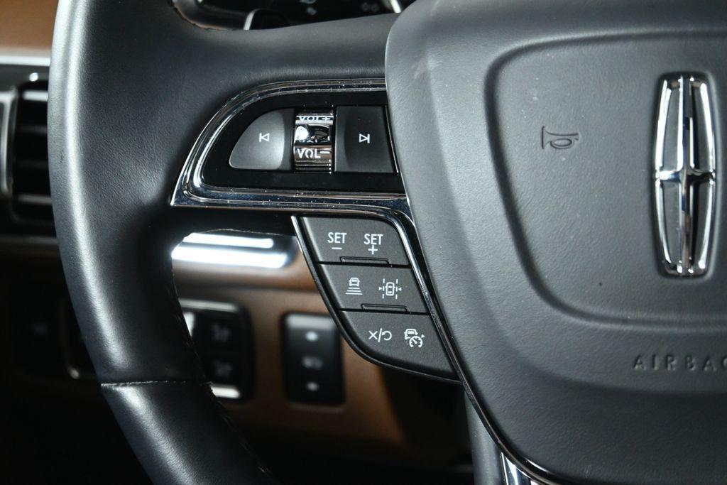 used 2024 Lincoln Navigator car, priced at $79,979
