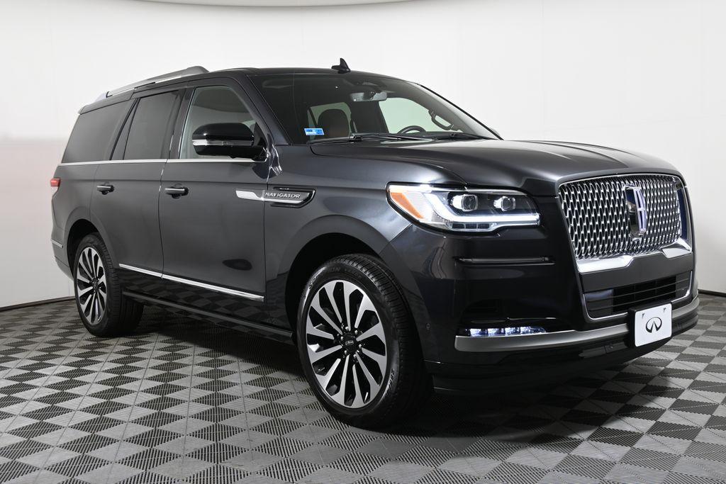 used 2024 Lincoln Navigator car, priced at $79,979