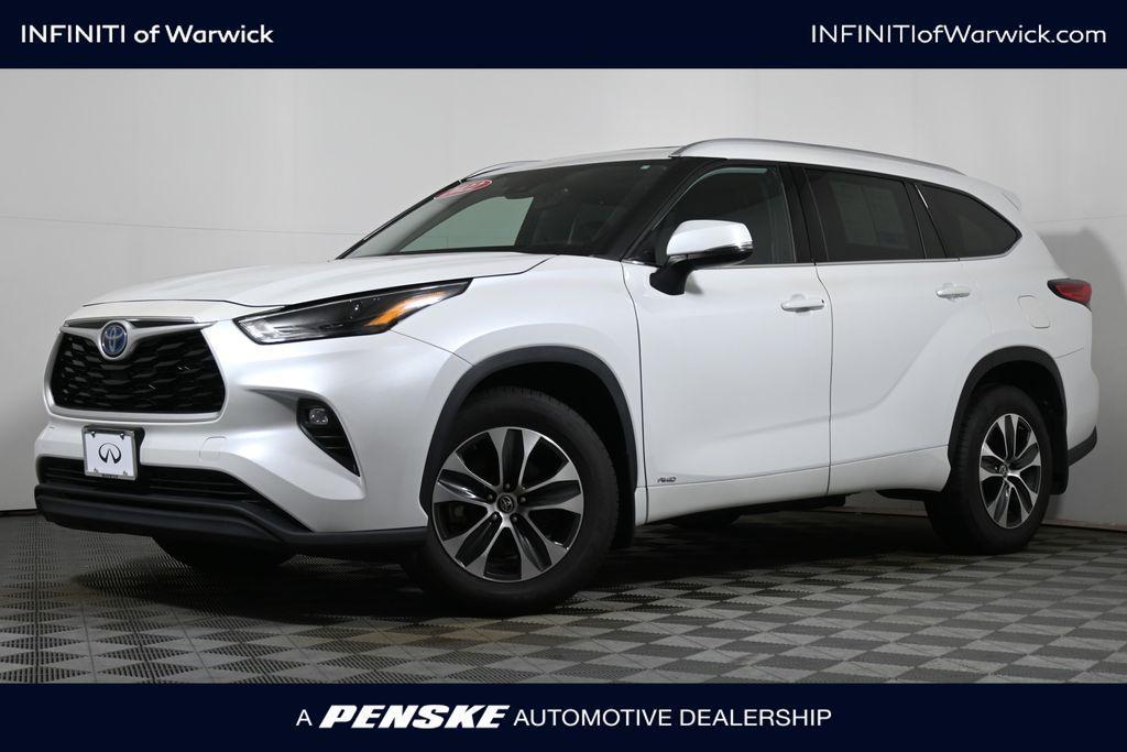used 2022 Toyota Highlander Hybrid car, priced at $35,979